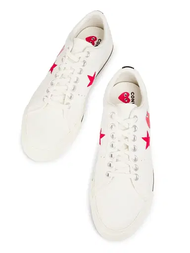 Comme des Garçons PLAY Men's One Star Low-Top Sneakers | Thumbnail 4 Comme des Garçons PLAY Men's One Star Low-Top Sneakers | Thumbnail 4