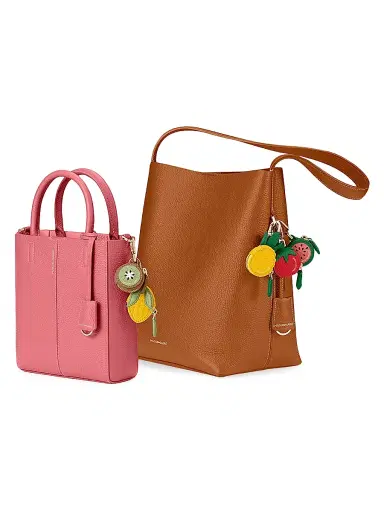 MAISON de SABRÉ Women's The Sabrémoji Fruit Charm - Kiwi | Thumbnail 5