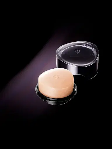 CLÉ DE PEAU BEAUTÉ Women's Synactif Soap | Thumbnail 3