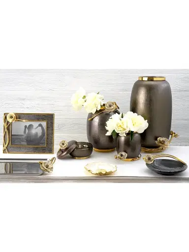 Michael Aram Anemone Medium Vase | Thumbnail 2 Michael Aram Anemone Medium Vase | Thumbnail 2