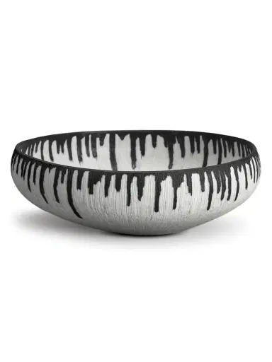 L'Objet Atelier Tokasu Round Porcelain Bowl - White Indigo Small | Thumbnail 1 L'Objet Atelier Tokasu Round Porcelain Bowl - White Indigo Small | Thumbnail 1