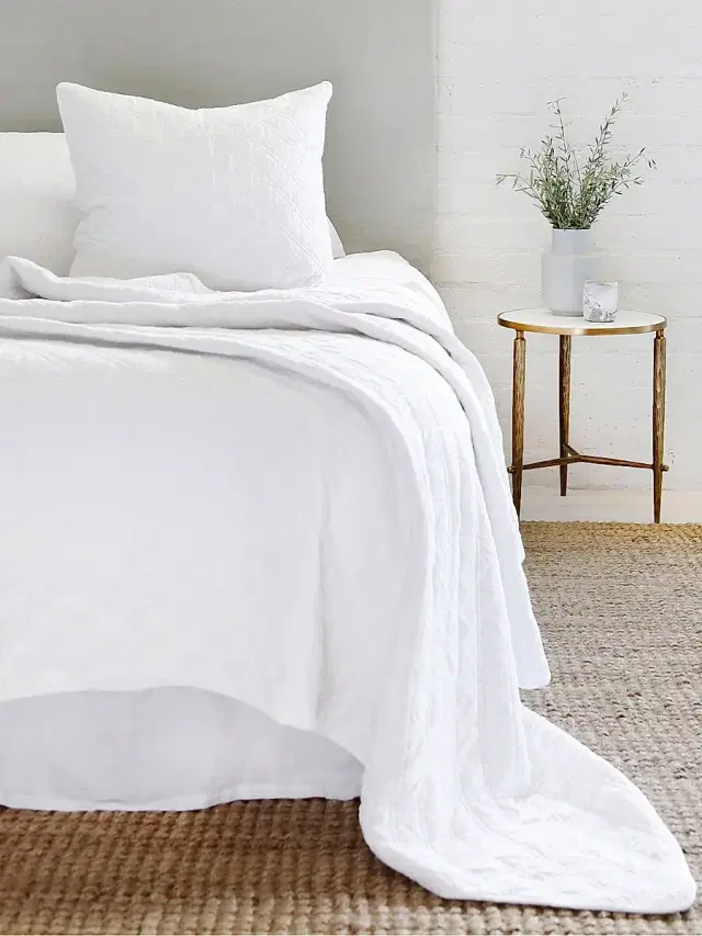 Pom Pom at Home Brussels Coverlet - White European