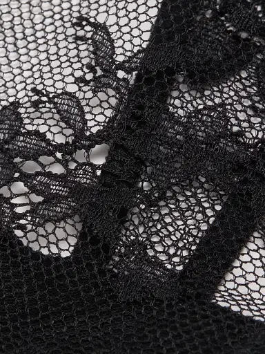 Kiki de Montparnasse Women's Jolie Lace G-String Thong - Black - Size Large | Thumbnail 6