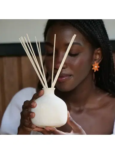 Blueme Romance Oakmoss & Sandalwood Large Diffuser | Thumbnail 3 Blueme Romance Oakmoss & Sandalwood Large Diffuser | Thumbnail 3