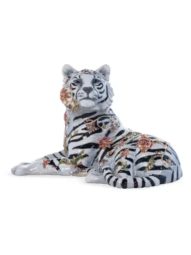 Jay Strongwater Year of the Tiger Figurine - Chinoiserie | Thumbnail 4 Jay Strongwater Year of the Tiger Figurine - Chinoiserie | Thumbnail 4