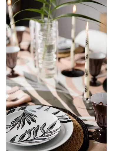 Misette Leaf Salad Plates 4-Piece Set - Monochrome | Thumbnail 4