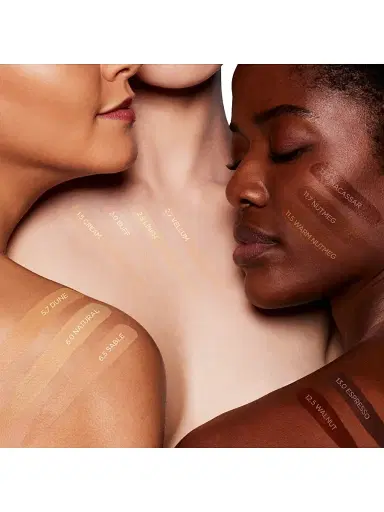 Tom Ford Women's Traceless Soft Matte Foundation | Thumbnail 3