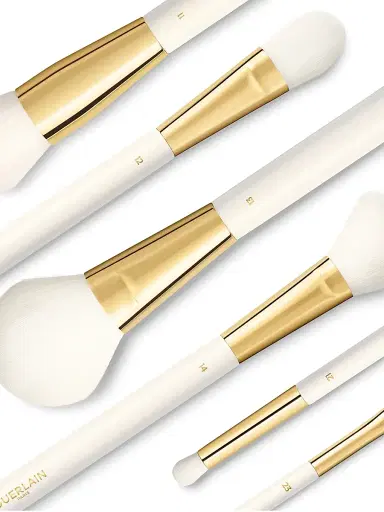 Guerlain Women's Fluid Foundation Brush n°12 | Thumbnail 4