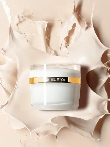 Sisley-Paris Women's Sisleÿa L'intégral Anti-Age Fresh Gel | Thumbnail 5