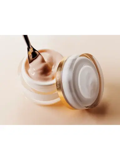 Sisley-Paris Women's Sisleÿa L'intégral Anti-Age Fresh Gel | Thumbnail 7
