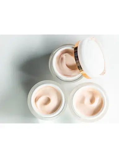 Sisley-Paris Women's Sisleÿa L'intégral Anti-Age Fresh Gel | Thumbnail 9