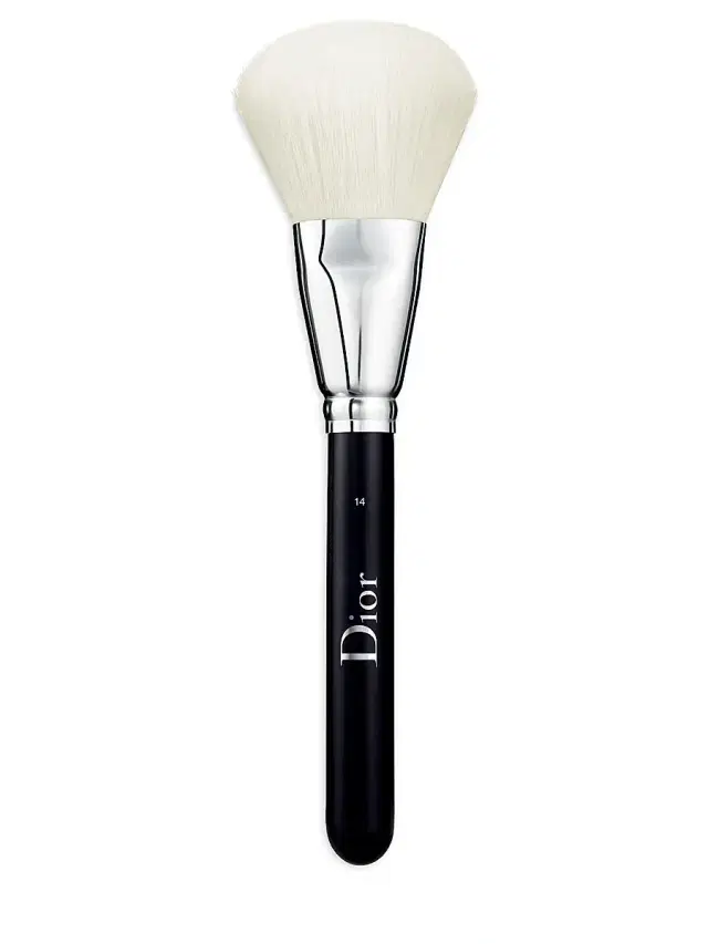 Women's Backstage Powder Brush N14