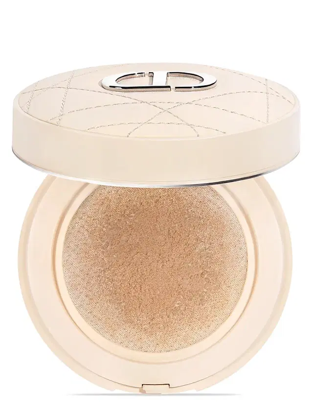 Women's skin Forever Cushion Powder - 040 Deep Women's skin Forever Cushion Powder - 040 Deep
