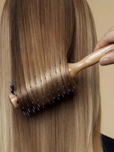 Sisley-Paris Hair Rituel  Blow Dry Brush No.1 | Thumbnail 3