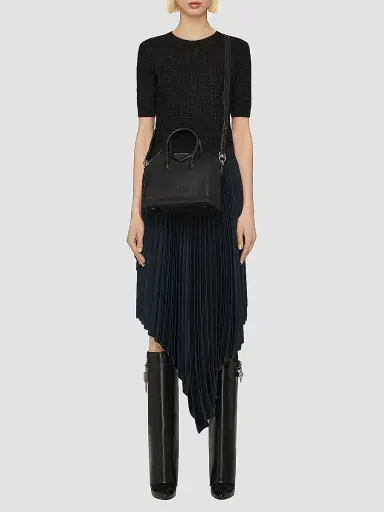 Givenchy Women's Mini Antigona Bag in Grained Leather - Black | Thumbnail 2 Givenchy Women's Mini Antigona Bag in Grained Leather - Black | Thumbnail 2