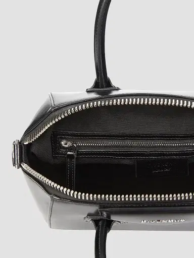 Givenchy Women's Small Antigona Bag In Leather - Black | Thumbnail 4