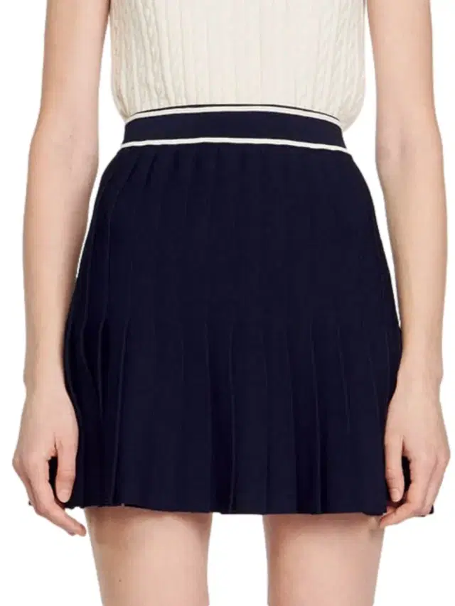 Women's Short Pleated Skirt - Deep Blue
