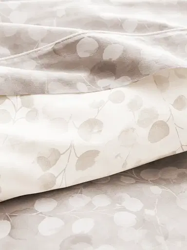 Anne de Solène Rosée Queen Flat Sheet | Thumbnail 2 Anne de Solène Rosée Queen Flat Sheet | Thumbnail 2