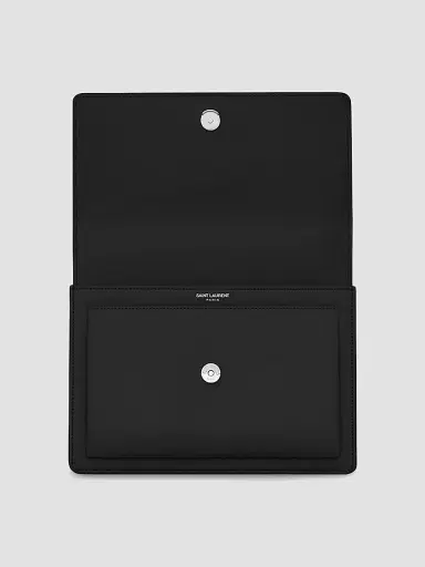 Saint Laurent Women's Sunset Medium Chain Bag in Smooth Leather - Nero | Thumbnail 4 Saint Laurent Women's Sunset Medium Chain Bag in Smooth Leather - Nero | Thumbnail 4