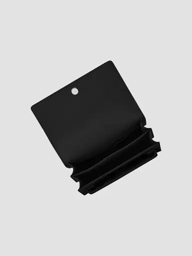Saint Laurent Women's Sunset Medium Chain Bag in Smooth Leather - Nero | Thumbnail 5 Saint Laurent Women's Sunset Medium Chain Bag in Smooth Leather - Nero | Thumbnail 5