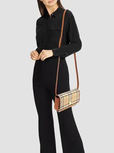 Burberry Women's Hampshire Check Crossbody Bag | Thumbnail 2