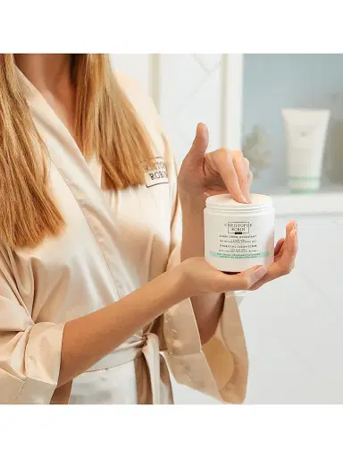 Christophe Robin Hydrating Pre-Shampoo Cream Scrub | Thumbnail 6 Christophe Robin Hydrating Pre-Shampoo Cream Scrub | Thumbnail 6