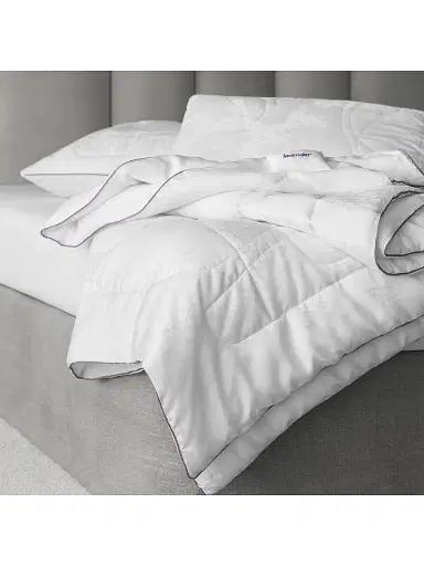 Togas Milk Dreams Comforter & Pillow Collection - White California King | Thumbnail 1 Togas Milk Dreams Comforter & Pillow Collection - White California King | Thumbnail 1