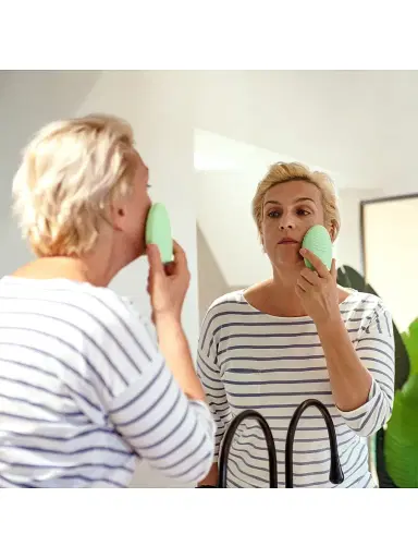 Foreo Women's Luna 4 Facial Cleansing & Firming Massage Device For Combination Skin | Thumbnail 5