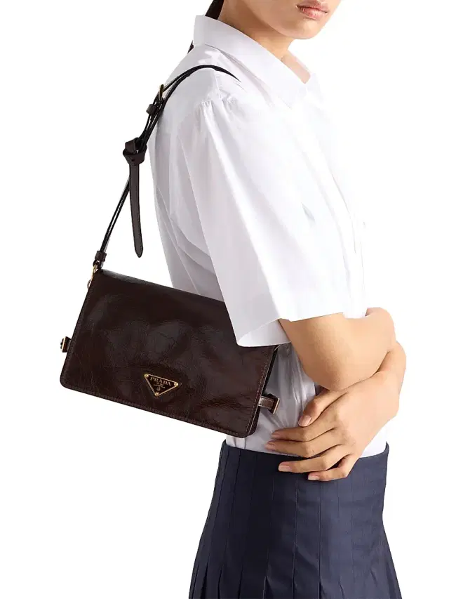 Women's Leather Shoulder Bag - Brown