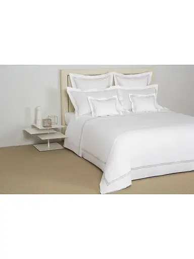 Frette Triplo Popeline Queen Duvet | Thumbnail 1