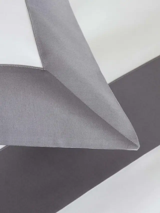 Bold Duvet Cover - Milk Slate King