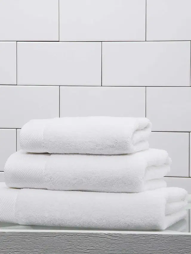 Diamond Border Egyptian Cotton Bath Towel - White