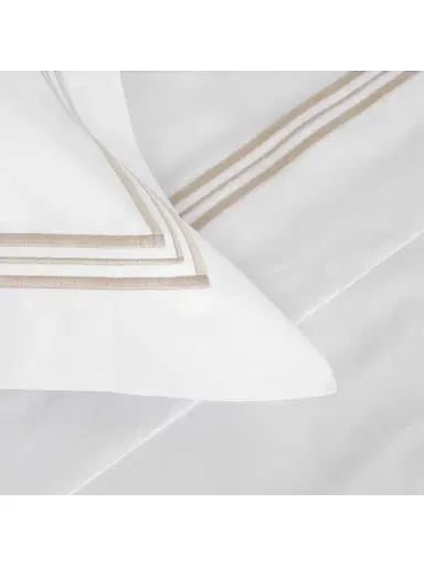 Frette Triplo Popeline 250 Thread Count 4-Piece Sheet Set | Thumbnail 2 Frette Triplo Popeline 250 Thread Count 4-Piece Sheet Set | Thumbnail 2