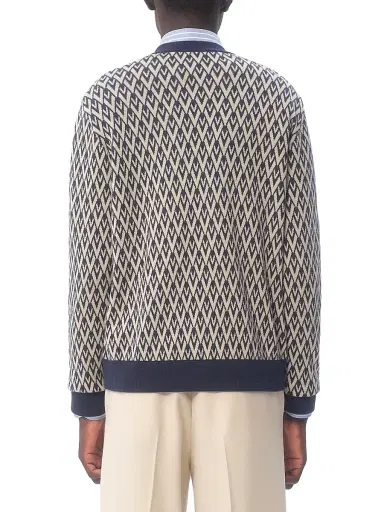 Valentino Garavani Men's Wool Sweater with Toute La V Jacquard Pattern | Thumbnail 4 Valentino Garavani Men's Wool Sweater with Toute La V Jacquard Pattern | Thumbnail 4