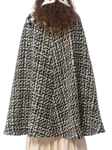 Valentino Garavani Women's Geometric Tweed Cape | Thumbnail 4 Valentino Garavani Women's Geometric Tweed Cape | Thumbnail 4