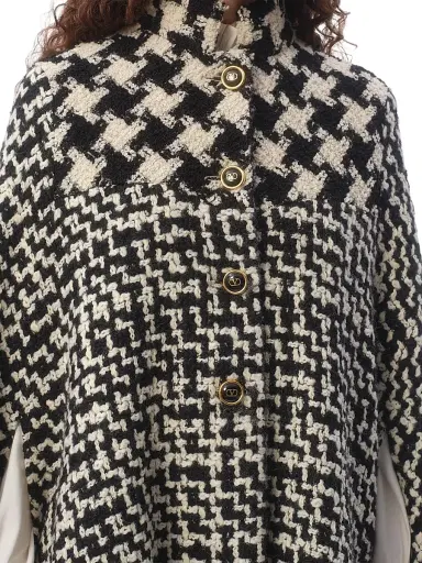 Valentino Garavani Women's Geometric Tweed Cape | Thumbnail 5 Valentino Garavani Women's Geometric Tweed Cape | Thumbnail 5