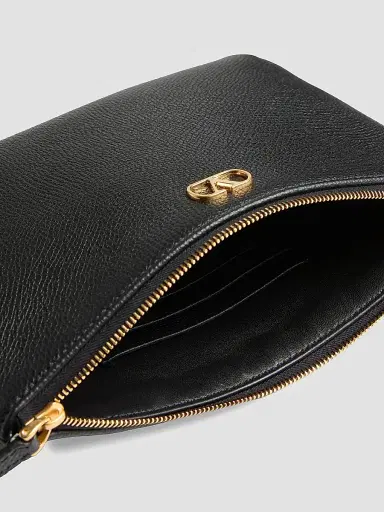 Valentino Garavani Women's VLogo Signature Grainy Calfskin Clutch Bag - Black | Thumbnail 5 Valentino Garavani Women's VLogo Signature Grainy Calfskin Clutch Bag - Black | Thumbnail 5