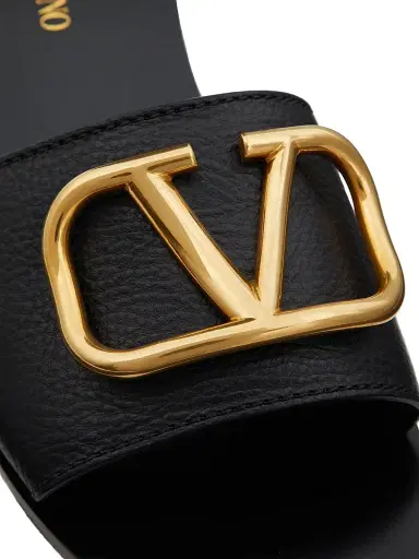 Valentino Garavani Women's VLogo Signature Slide Sandals in Grainy Cowhide - Black - Size 4.5 | Thumbnail 8 Valentino Garavani Women's VLogo Signature Slide Sandals in Grainy Cowhide - Black - Size 4.5 | Thumbnail 8