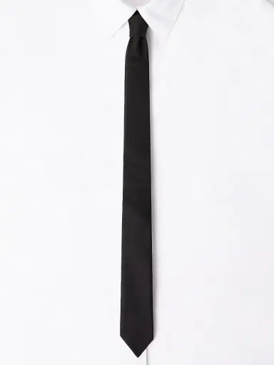 Valentino Garavani Men's Tie in Wool and Silk - Black | Thumbnail 2 Valentino Garavani Men's Tie in Wool and Silk - Black | Thumbnail 2