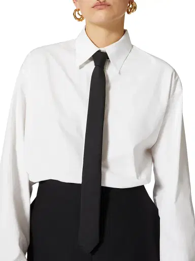 Valentino Garavani Men's Tie in Wool and Silk - Black | Thumbnail 5 Valentino Garavani Men's Tie in Wool and Silk - Black | Thumbnail 5