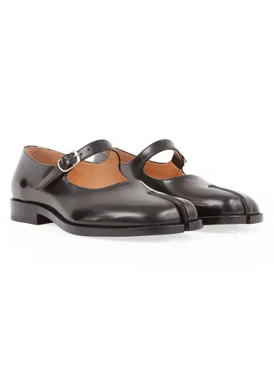 Maison Margiela Women's Tabi Leather Mary Janes | Thumbnail 2 Maison Margiela Women's Tabi Leather Mary Janes | Thumbnail 2