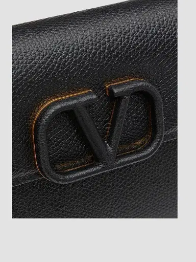 Valentino Garavani Women's VLogo Signature Grainy Calfskin Wallet with Chain - Black | Thumbnail 7