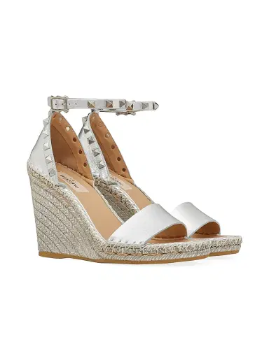 Valentino Garavani Women's Rockstud Double Wedge Sandals in Metallic Nappa Leather 95 mm - Silver | Thumbnail 2 Valentino Garavani Women's Rockstud Double Wedge Sandals in Metallic Nappa Leather 95 mm - Silver | Thumbnail 2