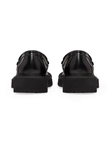 Valentino Garavani Women's Vlogo Signature Calfskin Loafers | Thumbnail 4 Valentino Garavani Women's Vlogo Signature Calfskin Loafers | Thumbnail 4