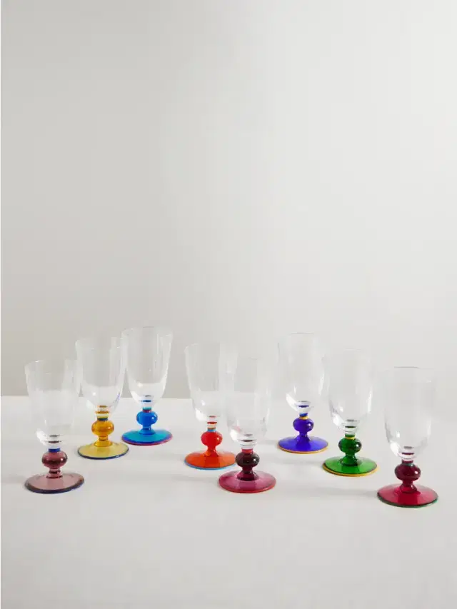 Set Of Eight Perfetto Murano Wine Glasses