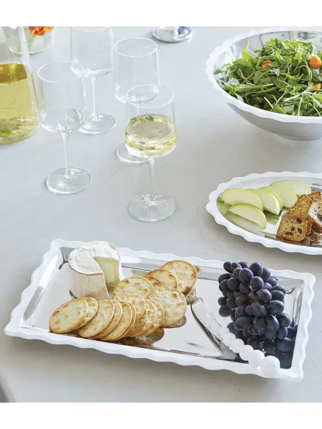 Wavy Enamel Tray - Silver
