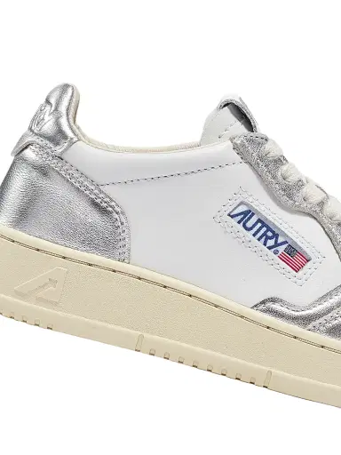 Autry Women's Medalist Metallic Leather Low-Top Sneakers - White Silver - Size 9 | Thumbnail 6