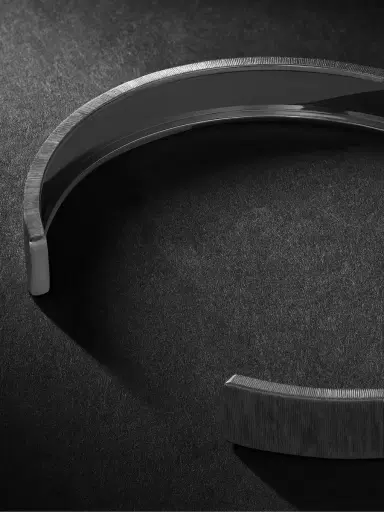Buccellati Macri Blackened White Gold Cuff - Men | Thumbnail 3