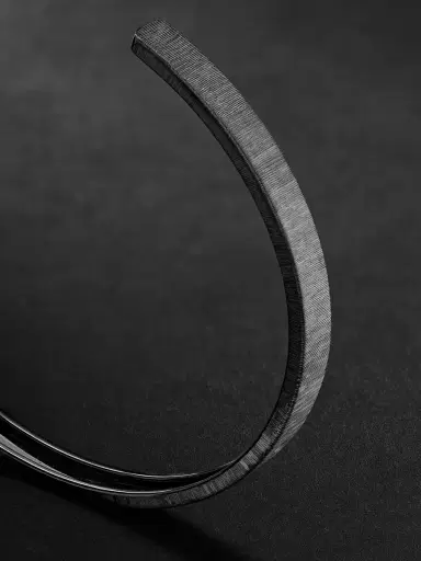 Buccellati Macri Blackened White Gold Bangle - Men | Thumbnail 4