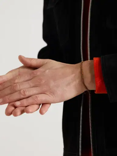 Carolina Bucci Lucky Happiness Blackened Gold and Silk Bracelet - Men | Thumbnail 2